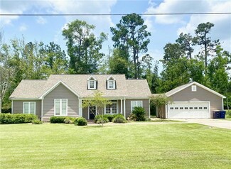 1580 Pin Oak Dr, Lake Charles, LA 70611