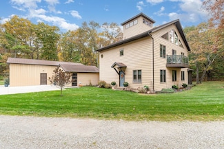 1069 S 5th St, Au Gres, MI 48703