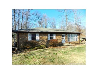 1975 Pin Oak Dr NE, New Salisbury, IN 47161