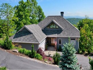 349 Orchard Cir, Hendersonville, NC 28739