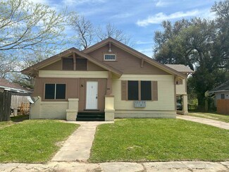 2325 Victoria St Unit 2, Beaumont, TX 77701