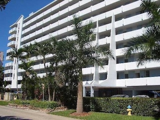 3703 NE 166th St Unit 905, North Miami Beach, FL 33160