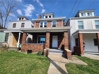 556 Russellwood Ave, Mc Kees Rocks, PA 15136