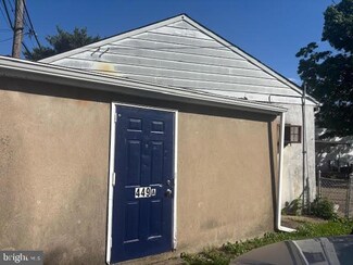 449 Washington St, Bristol, PA 19007