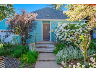 2445 SE 76th Ave, Portland, OR 97206