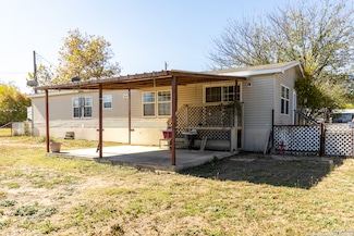 114 Nogales Cir, Junction, TX 76849