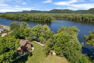 540 Prairie Island Rd N, Winona, MN 55987