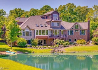 1803 Whisper Bluff Trail, Hinckley, OH 44233