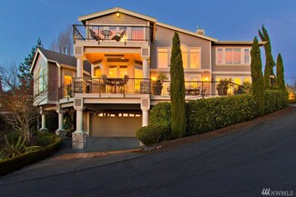 9201 112th Ave NE, Kirkland, WA 98033