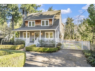 425 Kenwood Rd, Lake Oswego, OR 97034