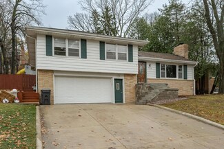 2228 5th Ave NE, Rochester, MN 55906
