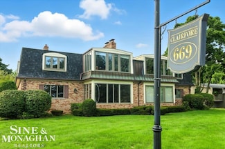 669 N Riverside Ave Unit 4, Saint Clair, MI 48079