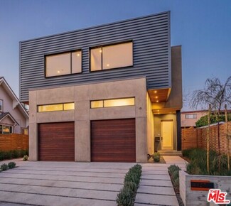 4427 Kingswell Ave, Los Angeles, CA 90027