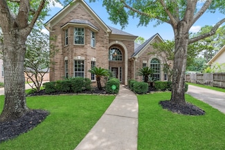 203 Jewel Park Ln, Houston, TX 77094