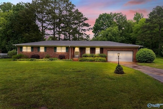 405 Franklin St, Scottsboro, AL 35768