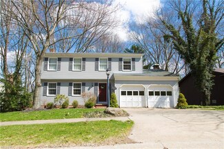 739 Lafayette Dr, Akron, OH 44303