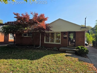 8960 Arnold, Redford, MI 48239