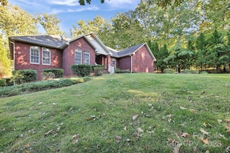 36014 Davis Dr, Albemarle, NC 28001