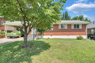 3332 Maplelawn Ave NW, Roanoke, VA 24012