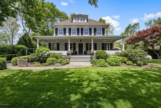 64 Lockwood Ave, Old Greenwich, CT 06870