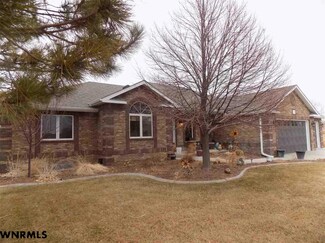 2240 Lariat Loop, Gering, NE 69341