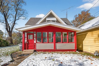 2721 Albion St, Toledo, OH 43610