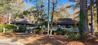 13 Linksiders Rd, New Bern, NC 28562
