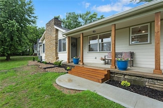 1304 Nashua Rd, Liberty, MO 64068