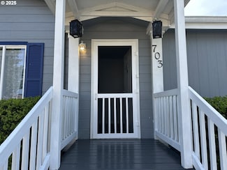 703 Pintail Ln, Longview, WA 98632