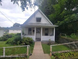 1005 Luke Ave, Scranton, PA 18510
