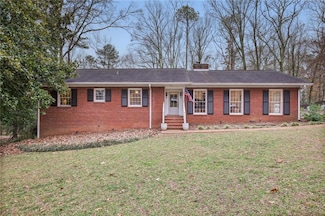 827 Hickory Dr SW, Marietta, GA 30064