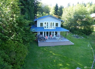 33088 W Shore Dr, Mount Vernon, WA 98274