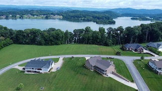 4041 Harbor View Dr, Morristown, TN 37814