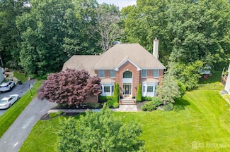 6 Marion Ct, Old Bridge, NJ 08857