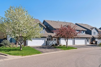2006 Willow Cir, Hugo, MN 55038