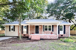 24641 Gorham Cir, Wagram, NC 28396
