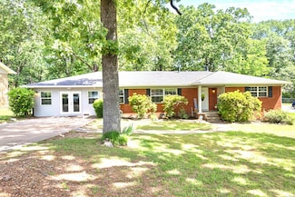 7408 W Markham St, Little Rock, AR 72205