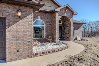 20200 Hallelujah Dr, Saint Robert, MO 65584