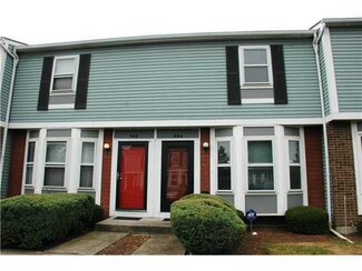 904 Worthington Woods Blvd, Columbus, OH 43085