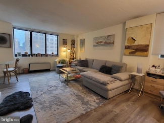 1420 Locust St Unit 16Q, Philadelphia, PA 19102