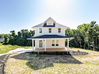 14429 New Haven Dr, Huntersville, NC 28078