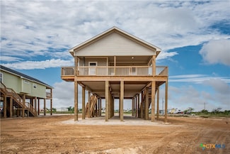 177 Powderhorn Ln, Port Lavaca, TX 77979