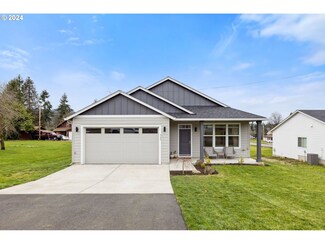 713 D St, Vader, WA 98593
