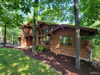 1509 Redbriar Dr, High Ridge, MO 63049