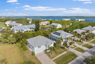5440 95th St, Sebastian, FL 32958