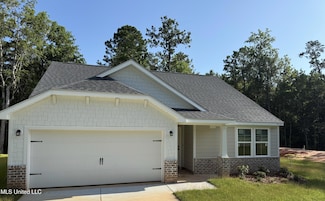 9626 W Oaklawn Rd, Biloxi, MS 39532