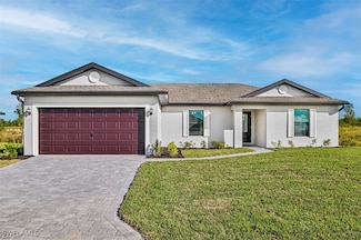 852 General D MacArthur Ave, Labelle, FL 33935