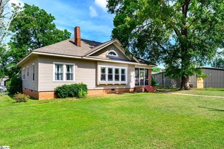 607 Musgrove St, Clinton, SC 29325