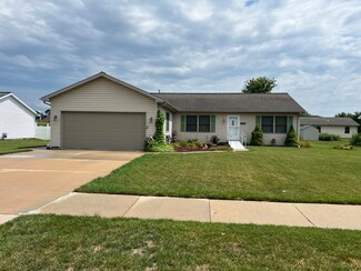 977 Mary Ln, Braidwood, IL 60408