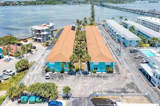 117 7th St N Unit 14, Bradenton Beach, FL 34217